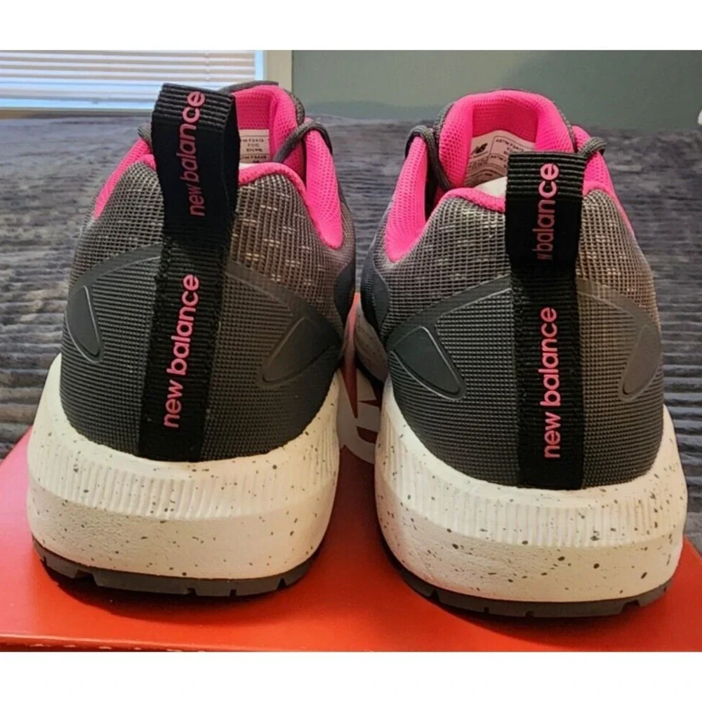 New Balance®‎ (Women's 7.5 WIDE) Logic™ Comp-Toe Slip Resistant Work Shoe